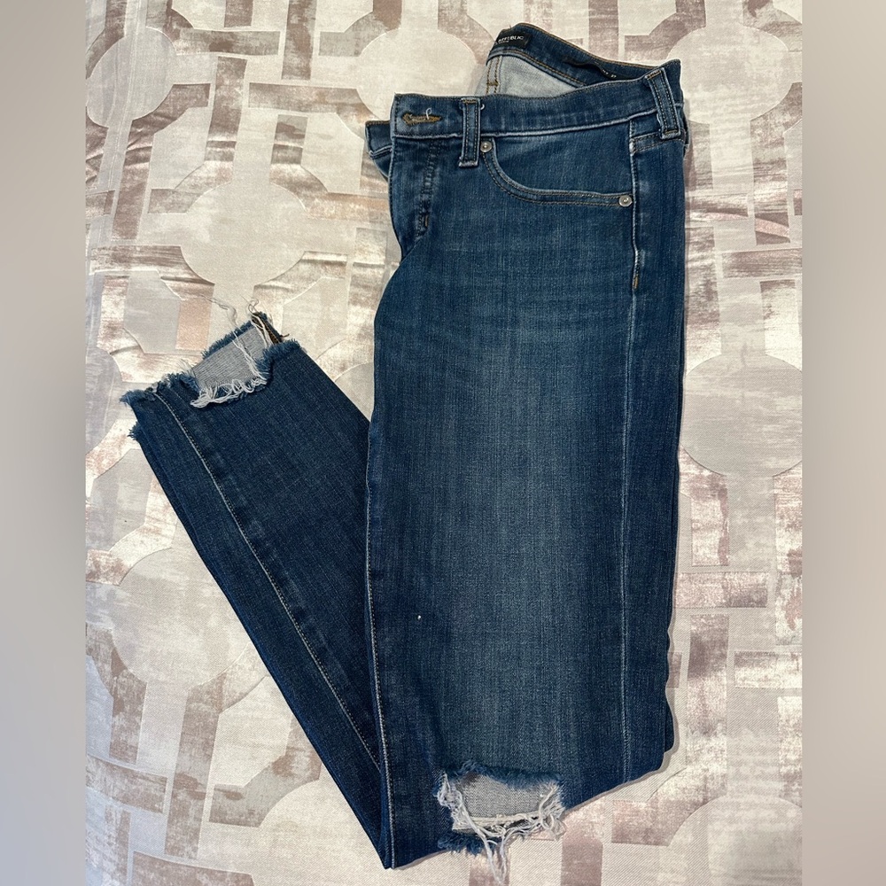 Banana republic skinny jeans! Premium denim.
